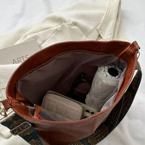 Bolsa Feminina Tiracolo Vivianne feminina - Bolsa Vivianne elegante | Veluna