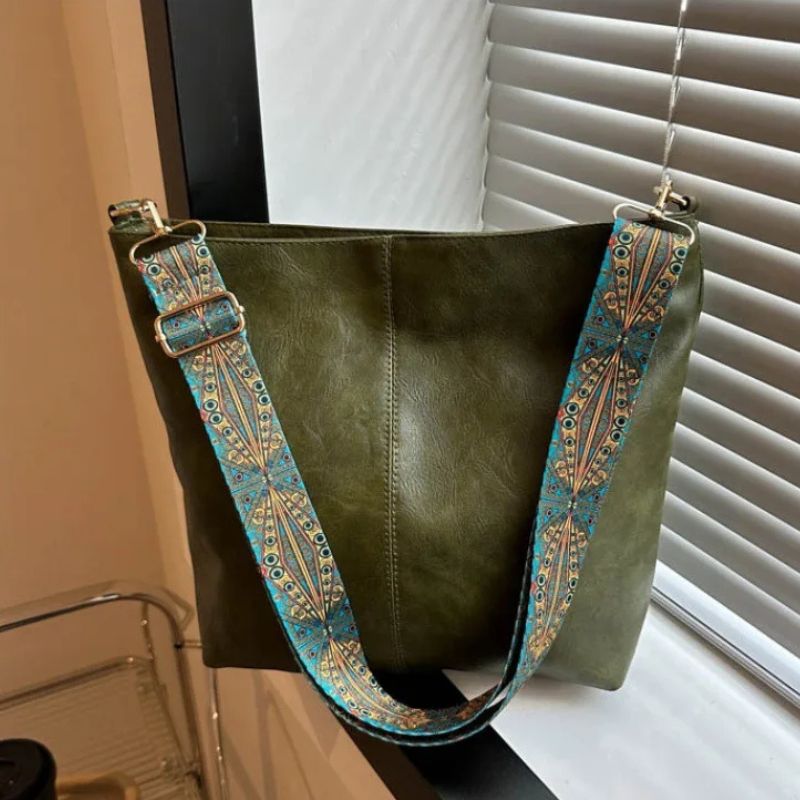 Bolsa Feminina Tiracolo Vivianne feminina - Bolsa Vivianne elegante | Veluna