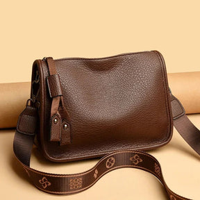Bolsa Transversal Couro Veluna Stabia feminina - Bolsa Leg Stabia elegante | Veluna